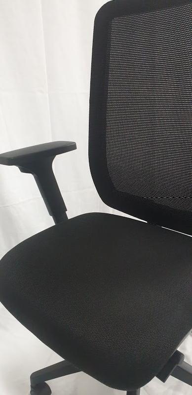 Fauteuil de bureau ergonomique SOKOA Wi Max R d'occasion - Résille et tissu - Réglages multiples - Synchrone blocable 5 positions_4