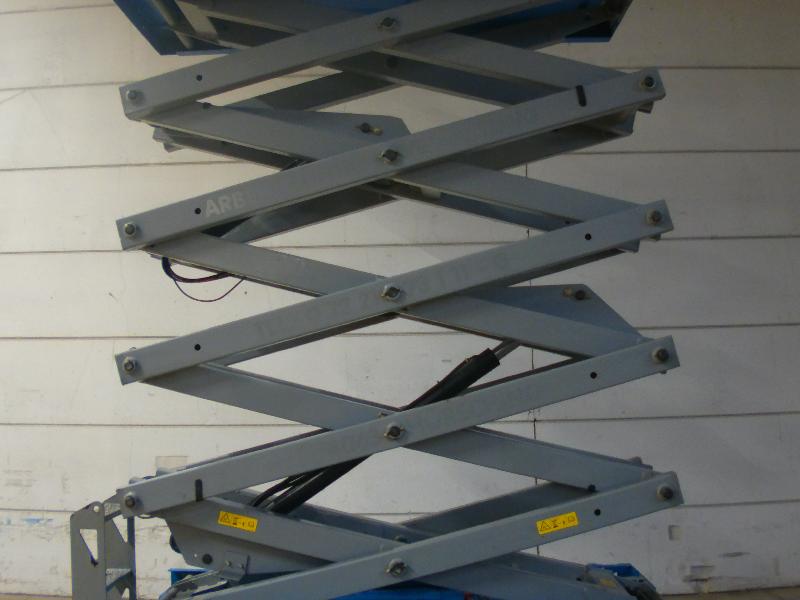 Nacelle ciseaux GENIE gs3246 occasion_4