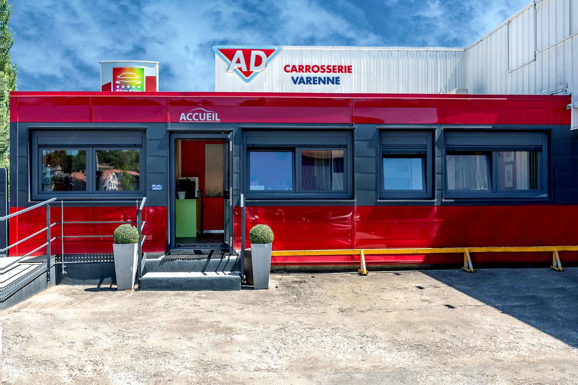 Bureaux modulaires d'occasion écologiques, rapides à monter et abordables - Disponible en achat ou en location courte/longue durée_4