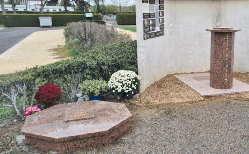 Jardins du souvenir - Espaces de dispersion avec puisard - Galets en marbre et bordures en granit_4
