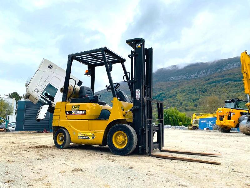 CATERPILLAR chariot élévateur gp15_4