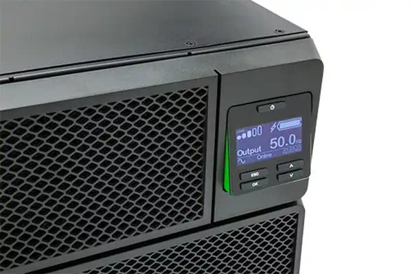 APC smart -ups srt - 5000va - rm - 230v - marine_4