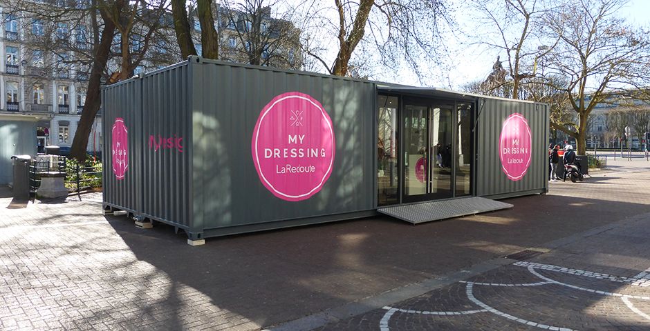 Container Boutique aménagé - moderne, personnalisable et transportable pour commerces et évènements_4