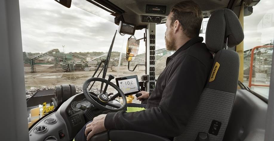 L220H CHARGEUSES SUR PNEUS VOLVO 4,3 - 16 M³ /  31 200 - 33 100 KG_4