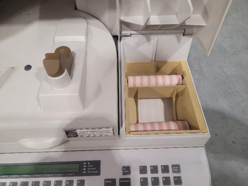 Analyseur de laboratoire pharmacia diagnistics ab unicap100 v1 pour pièces_4