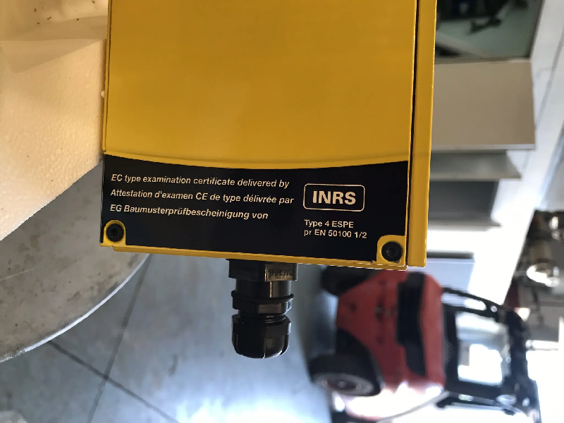 Capteur de faisceau lumineux pour périmètre de sécurité honeywell ff-sps4 inutilisé - référence : c5765_4