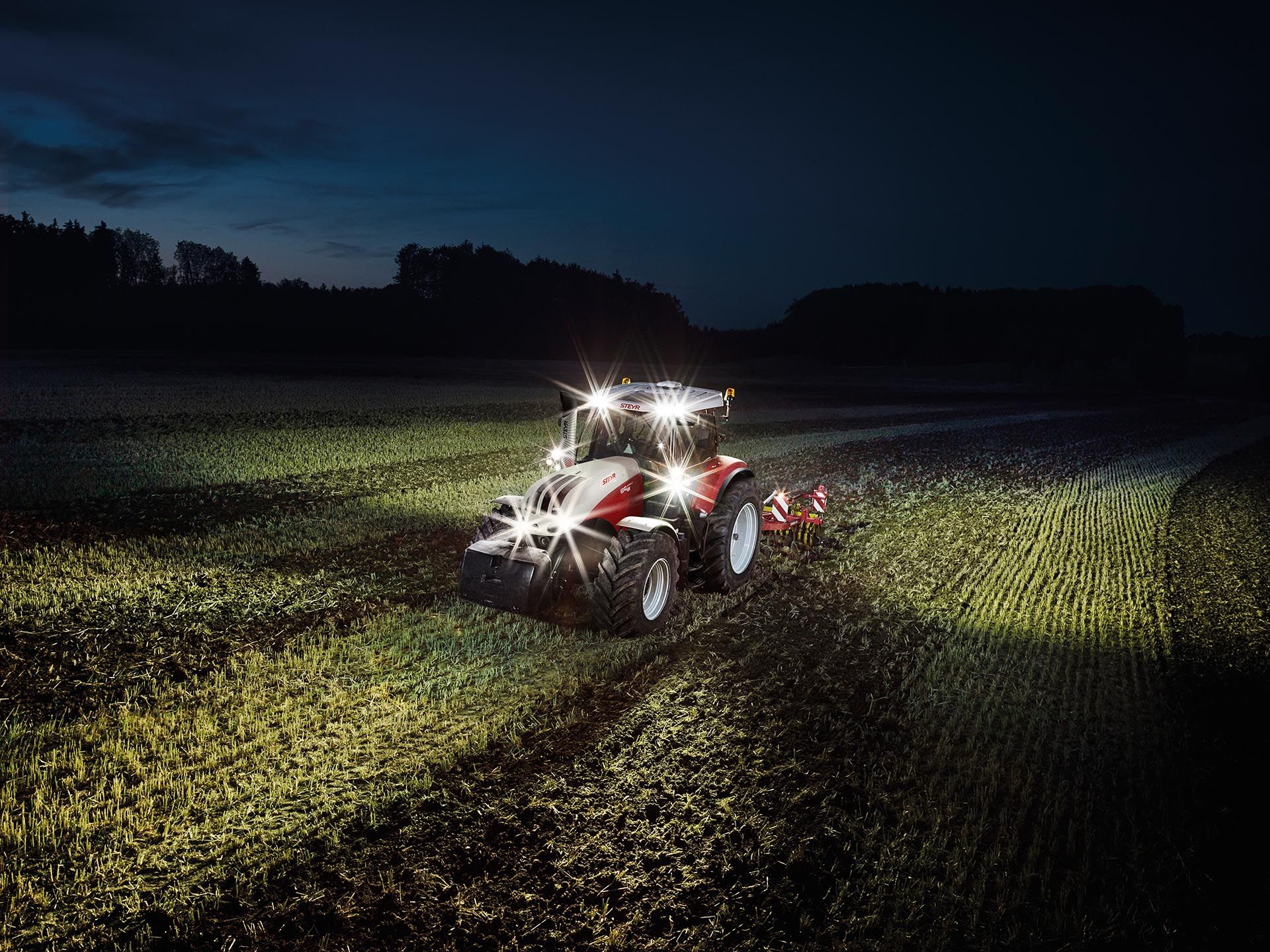 6185 - 6240 Absolut CVT Tracteur Agricole - Steyr - 185 à 240 ch - Transmission à variation continue et confort optimisé_4