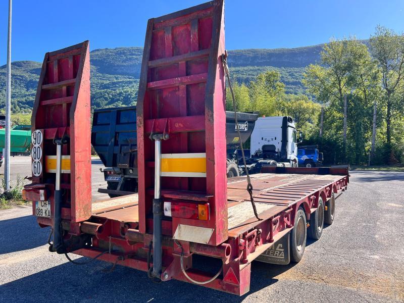 Castera TS243B Remorque porte engins 3 essieux_4