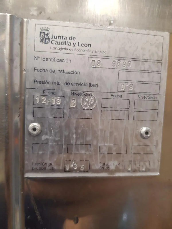 Cuve en acier inoxydable 1100 litres d'occasion - référence : c3954_4