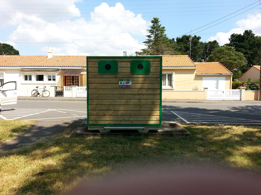Colonne aérienne d'apport volontaire polytri bois_4