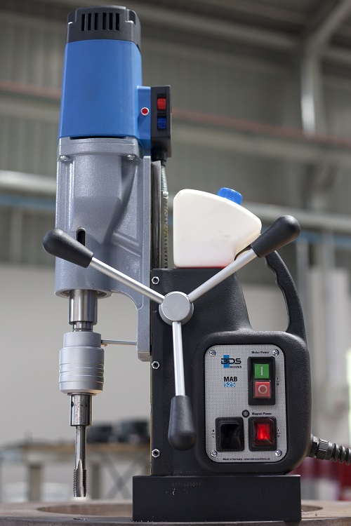 Perceuse magnétique Compacte et puissante, 1600W, cône Morse 3, fraise Ø 50 mm - MAB 525 SB - PROFIPLUS_4