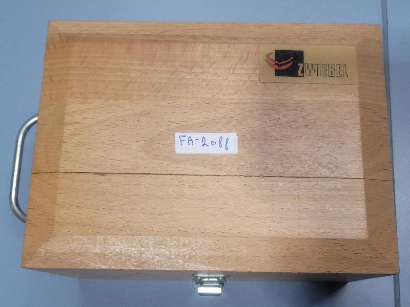 Coffret de poids non étalonnés pour laboratoire