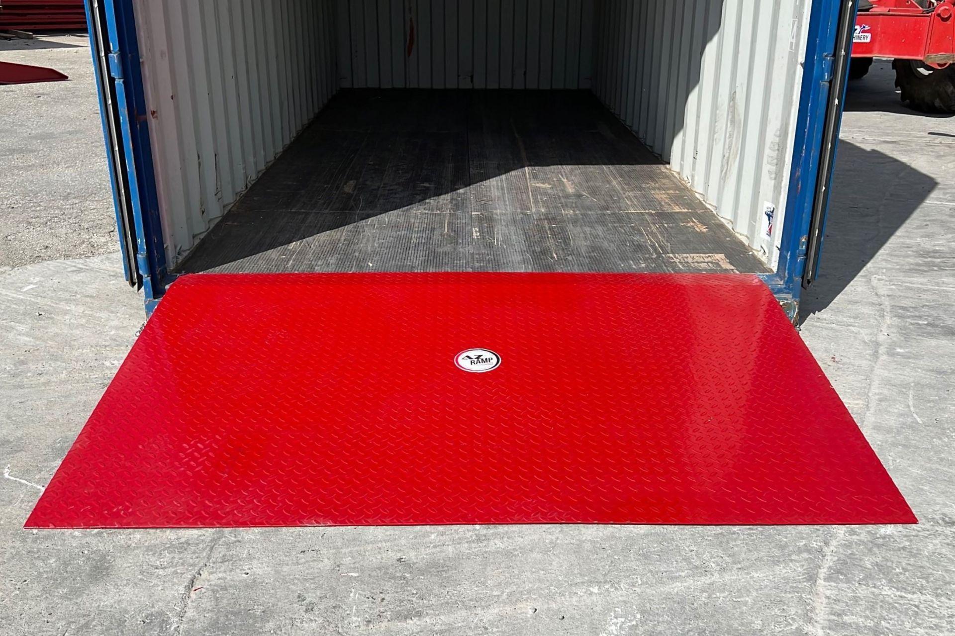Rampe d'accès galvanisée à chaud pour conteneur au sol - Capacité 8T - AZ Ramp Hcry-08 GAV_4