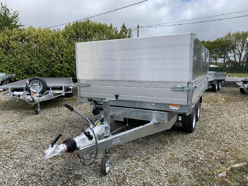 Remorque Tri-benne SARIS - K3 306 - 306 x 184 - PTAC : 2700 kg - 2 Essieux - Freinée - Référence PW3.3_4