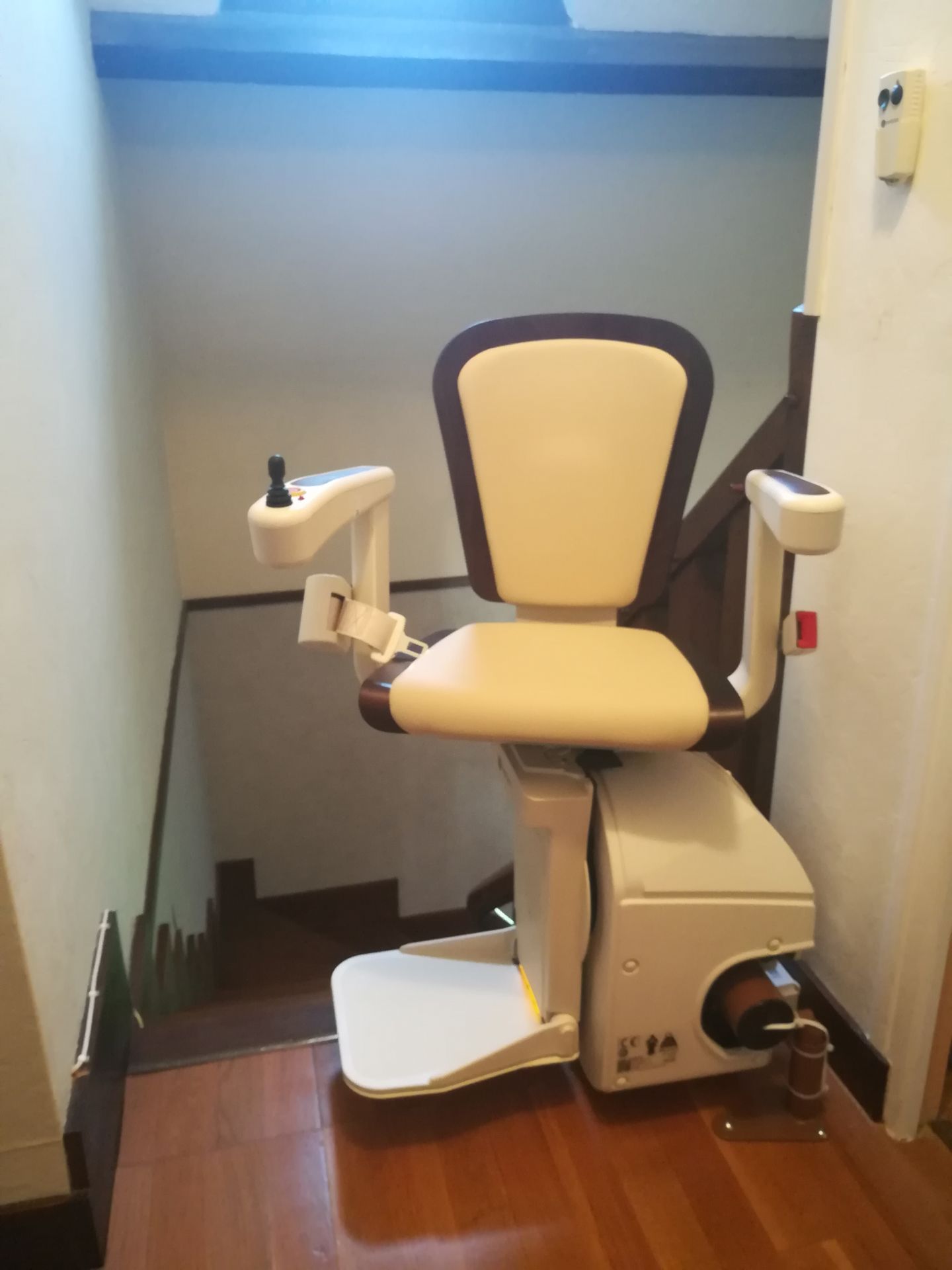 Monte-escalier monorail handicare_4