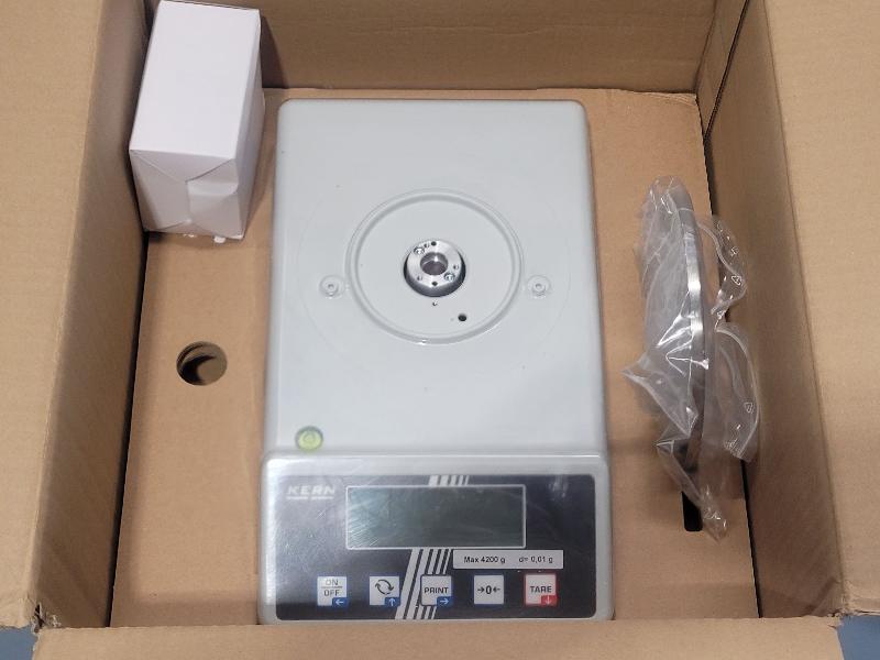 Balance de laboratoire KERN T572-39-A  4200g - 0.01g_4