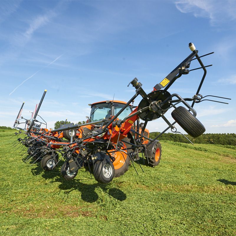 Te6576CD-Te8590CD - Faneuses semi-portées Kubota Europe - Largeur de travail 7,60 à 9 m avec chariot de transport intégré_4