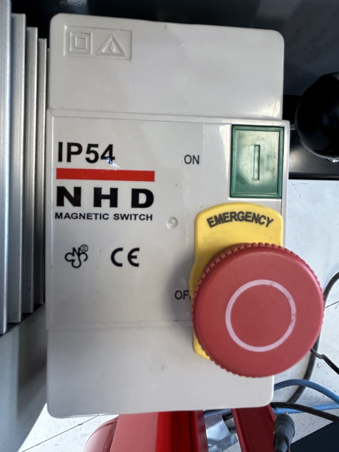 Ponceuse à bande ARROW - PB100 - Meulage de surfaces planes et arrêtes, avec base d'aspiration_4