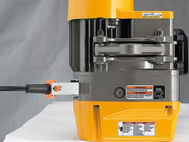 Palan électrique à chaîne EQ KITO - capacité 125 à 1000 kg - compact et performant_4