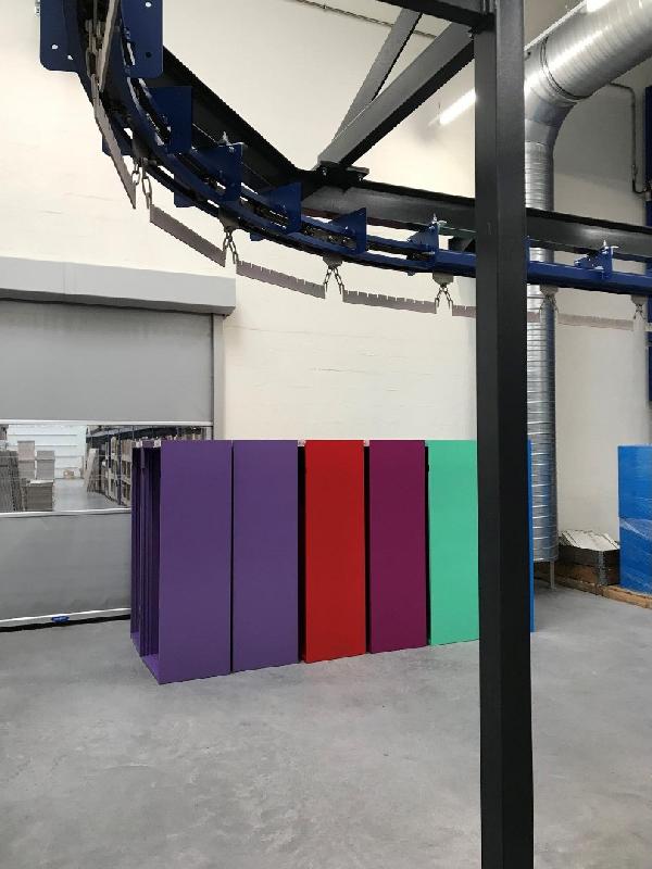 Convoyeur aérien modulable, manuel et motorisé  idéal pour le secteur industriel, le traitement de surface et l'application de peinture - MCI_4