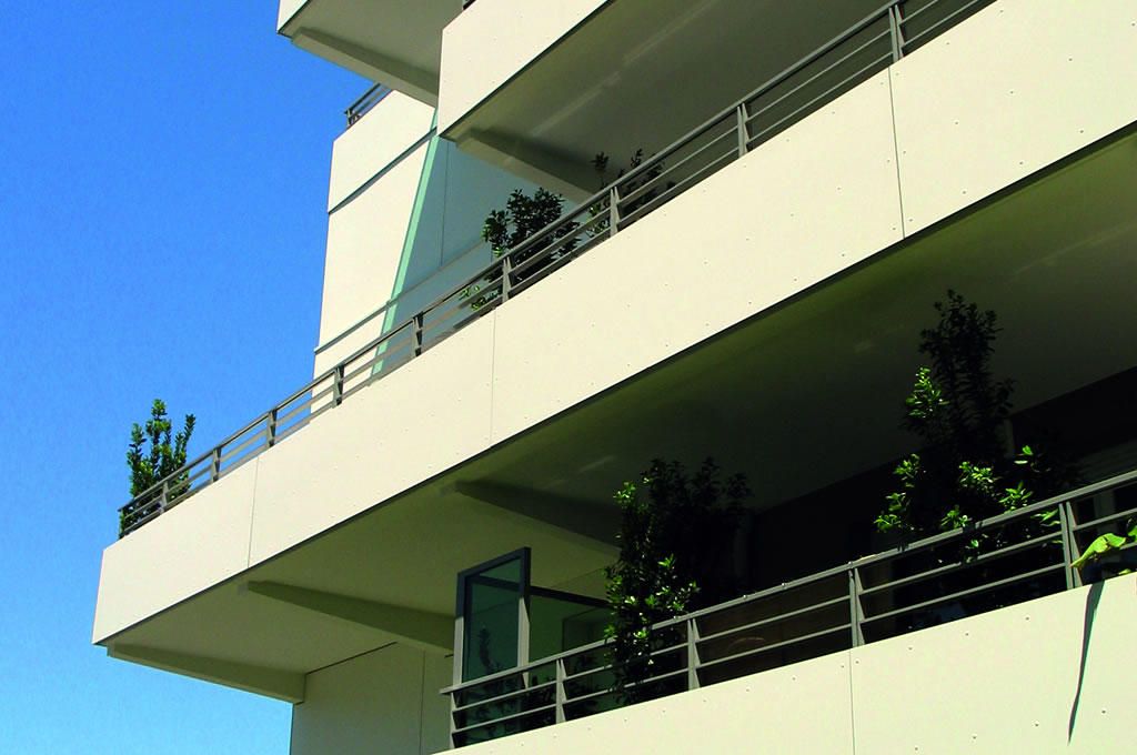 Feria - garde-corps - horizal - en aluminium - avec remplissage à effet filant_4