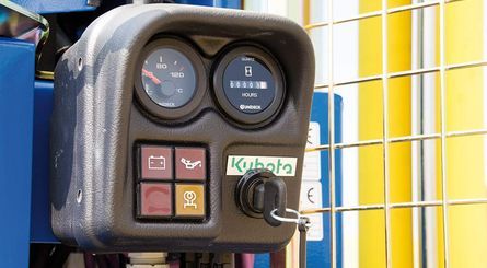 Machine agricole pour guidage sécurisé des balles rectangulaires