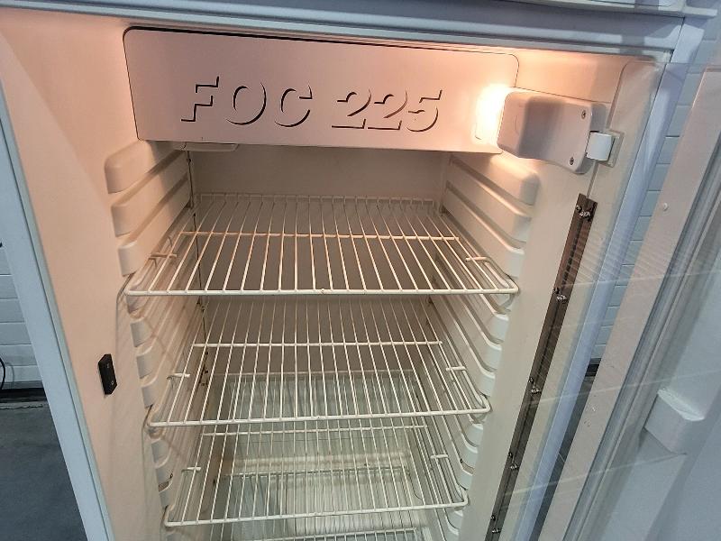 Incubateur / étuve à thermostat réfrigéré VELP FOC 225I_4