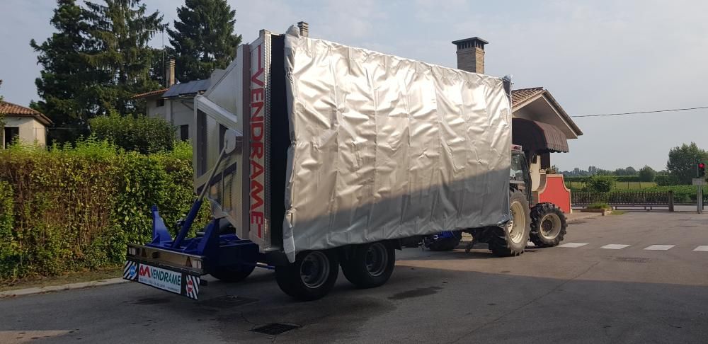 VBCU 140 - Remorque à 2 essieux avec cuve en acier inoxydable - Vendrame - Capacité 14 m³ - Charge 1400 kg_4