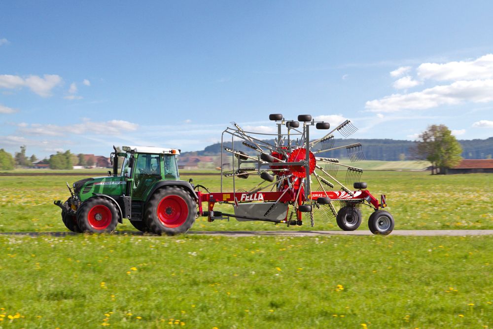 Juras 10065 PRO avec relevage individuel des toupies