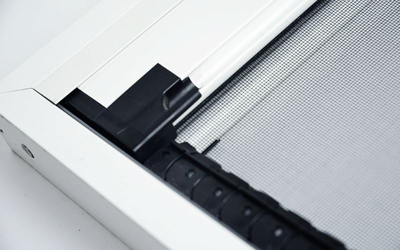 Moustiquaire latérale plate - Mosquituria - pour grandes ouvertures avec système anti-vent_4