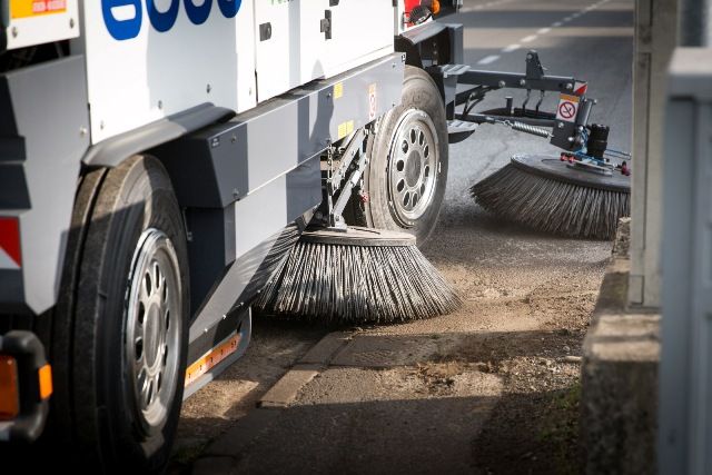 6000 CNG - Balayeuse de voirie Dulevo - 4.8 m3 - mécanique-aspirante au gaz méthane_4
