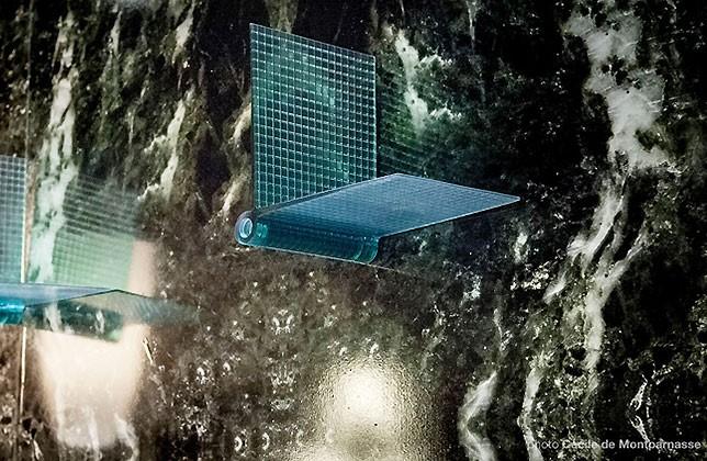 Étagère murale Kite Shelf - Patricia Urquiola - Design géométrique et effet 3D_4