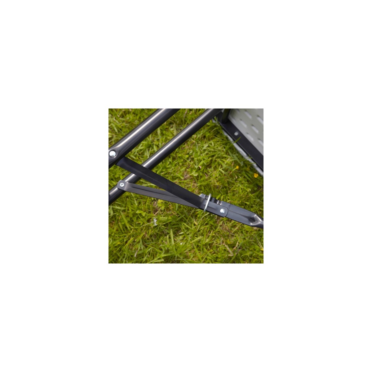 Table pliable 12 personnes résistante et facile à transporter