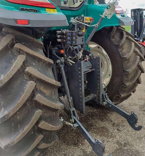 Tracteur compact Arbos 5100 avec PDF 540-1000 tr/min