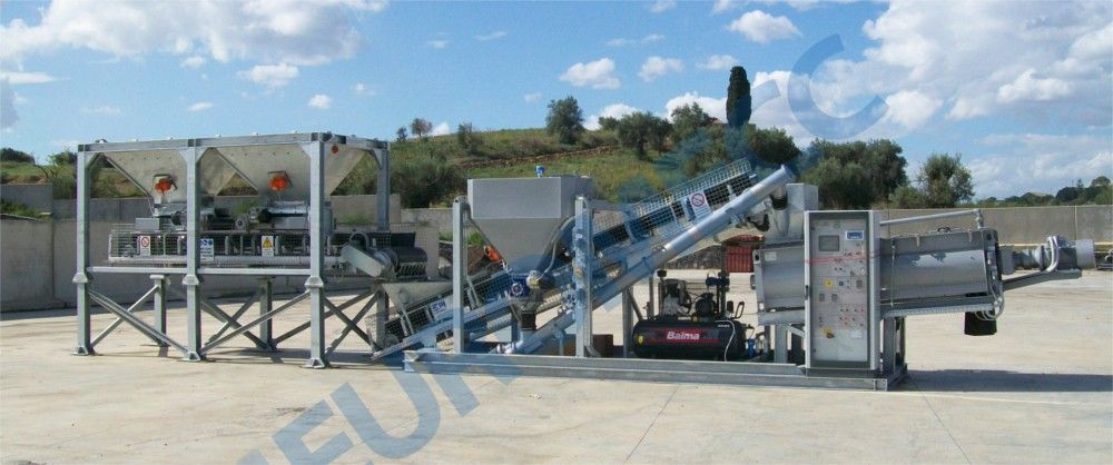 Centrale à béton mobile avec compte litre électromécanique de 2 pouces et vanne d'étranglement- 150 m3/h - 2 MIX/CMA - Euromecc_4