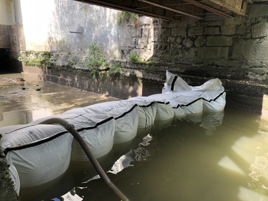 Dispositif anti-inondation économique Rapidbarrage - batardeau provisoire en polypropylène - protection jusqu'à 2m_4