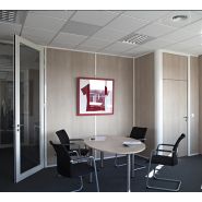 Cloison H9 pour grande hauteur et confort acoustique certifié