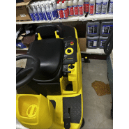 Autolaveuse Karcher à conducteur portée B90 R d'occasion_4