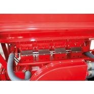 Semoir pneumatique adapté aux petites graines et céréales