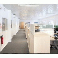 Panneaux modulaires conformes aux normes pour collectivités