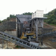 Équipement de concassage utilisé pour le traitement de matériaux comme le basalte