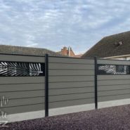 Clôture en composite résistante et esthétique