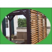 2002 - pergola en bois avec ventelles amovibles sur toiture + 1 côté 348x310x232cm veneto