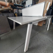 Bureau Bench - L 140 cm - Blanc d'occasion - 2 postes face à face - Design moderne pour open-space_4