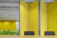 Séparation d'espaces avec la cloison mobile Flexio