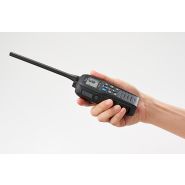 VHF marine portable étanche et intuitive IC-M25EURO EVO - légère, compacte, flottante avec écran LCD et charge USB_4