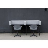 Four us Worx - Bureau open space compact design - Bois de pin, isorel, cloisons 3 pans intégrées_4
