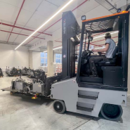 Chariot Multidirectionnel Électrique HUBTEX FLUX pour la manutention de palettes et charges longues en Isère et Rhône   -  disponible en achat neuf et en location de courte à longue durée_4