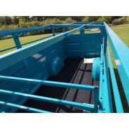 Remorque bétaillère Rolland modèle 64 avec marche-pieds