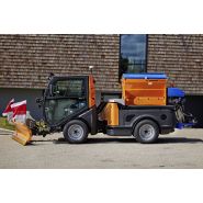 Véhicule utilitaire Schmidt Multigo 150 avec capacité de 1500 litres et transmission 4x4